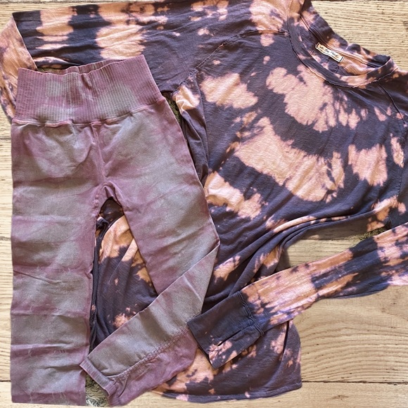 FP Movement Good Karma Tie Dye Leggings NWOT - Picture 6 of 7